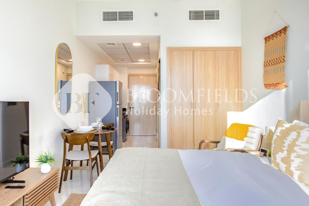 Apartment Bloomfields Cozy Stu In Alexis Tower *